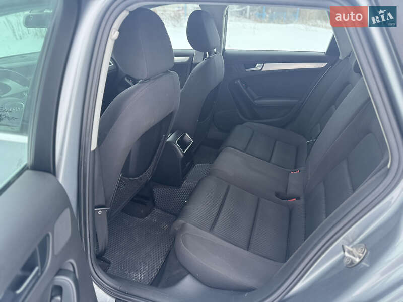 Універсал Audi A4 2010 в Сарнах