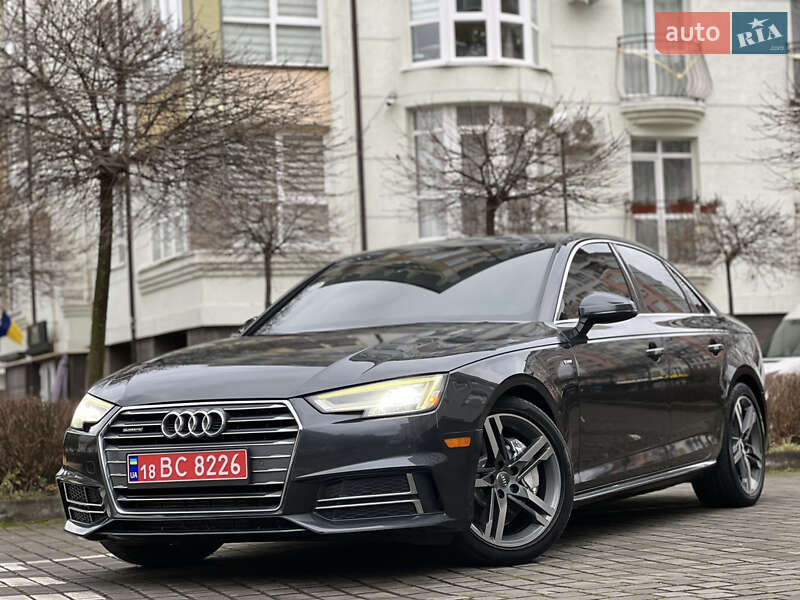 Седан Audi A4 2018 в Ивано-Франковске