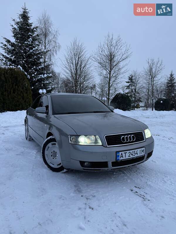 Седан Audi A4 2004 в Ивано-Франковске