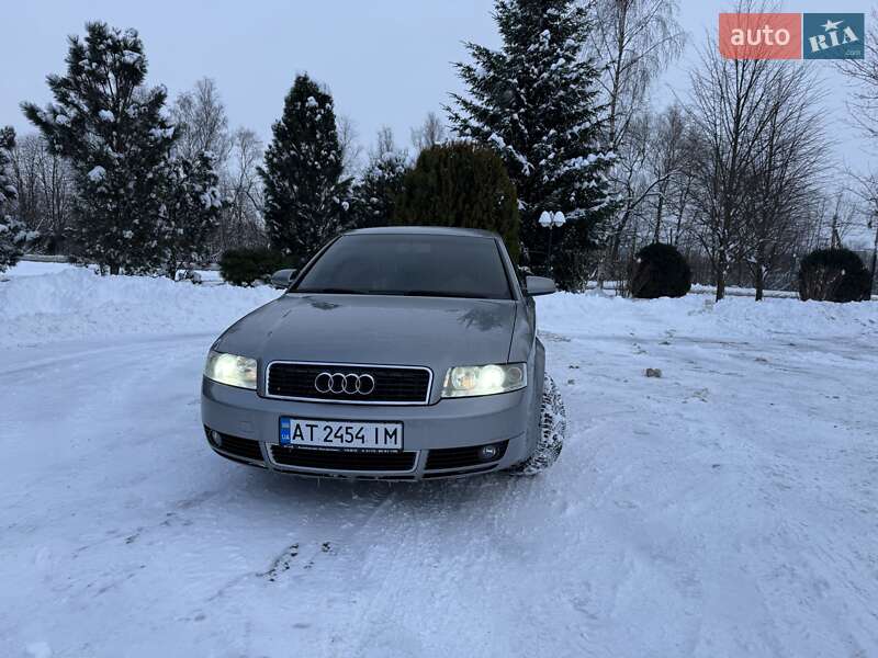 Седан Audi A4 2004 в Ивано-Франковске