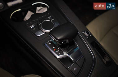 Седан Audi A4 2016 в Харькове