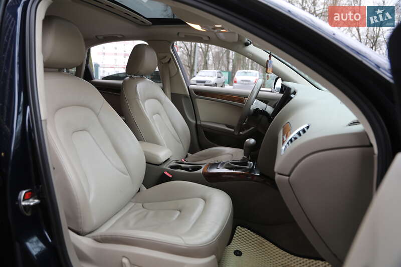 Седан Audi A4 2011 в Харькове