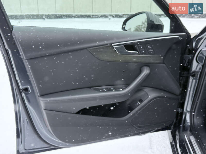 Седан Audi A4 2019 в Киеве фото 34 Седан Audi A4 2019 в Киеве