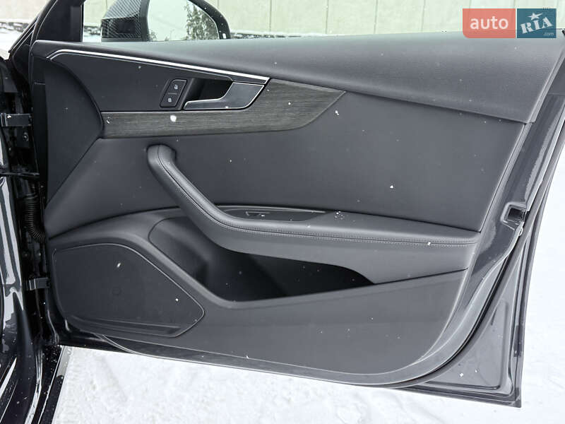 Седан Audi A4 2019 в Киеве фото 45 Седан Audi A4 2019 в Киеве