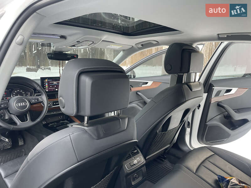 Седан Audi A4 2022 в Житомире