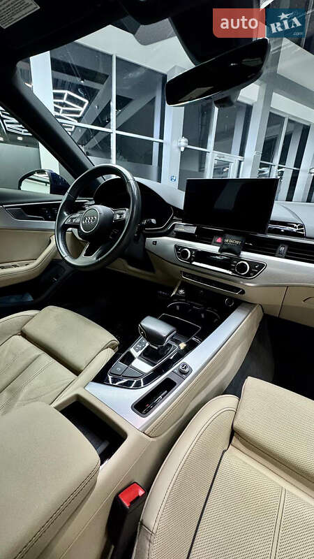 Седан Audi A4 2019 в Днепре