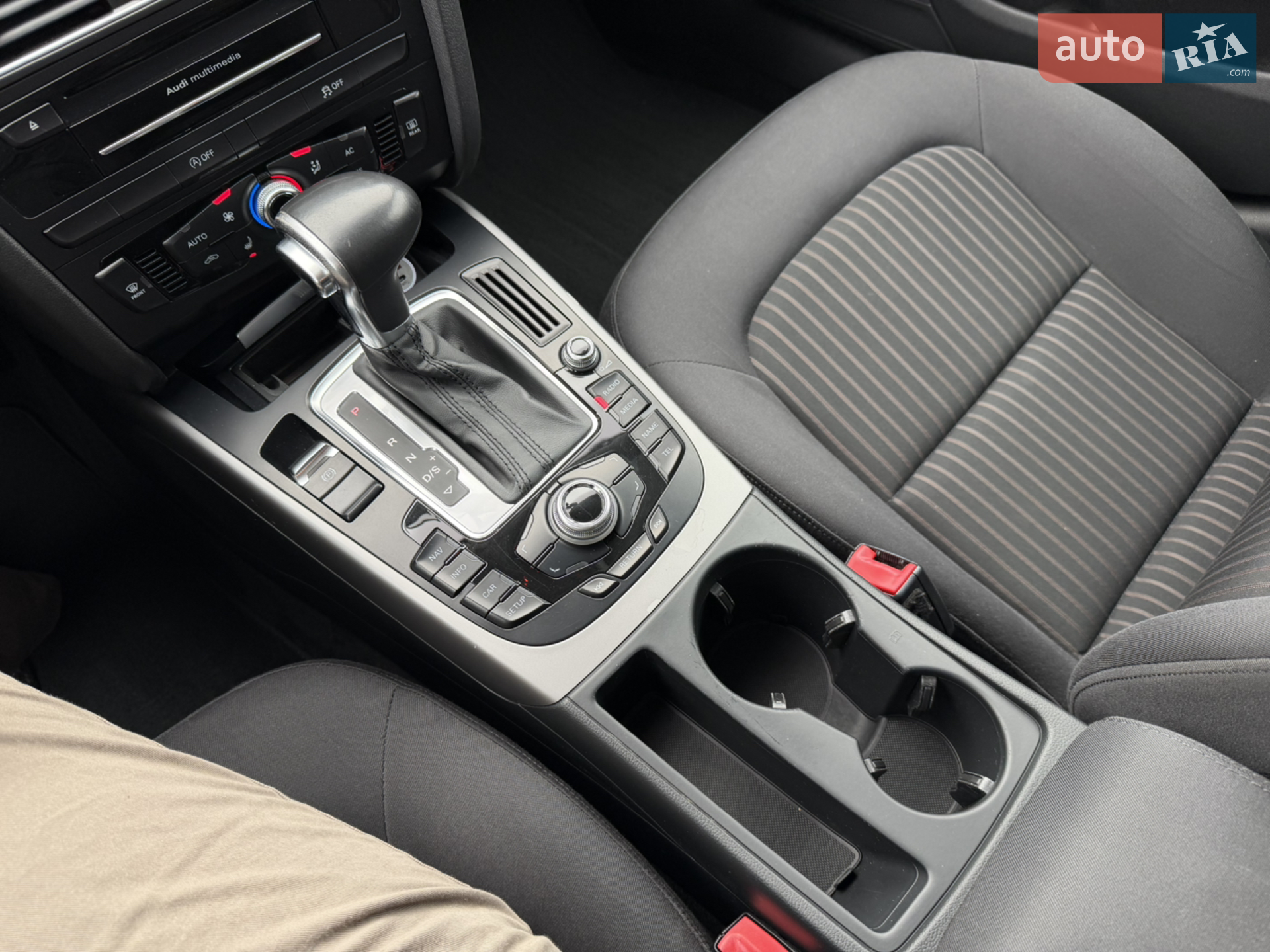 2012 Audi A4 - мініатюра 12