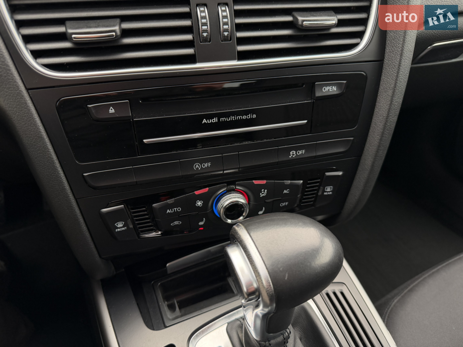 2012 Audi A4 - мініатюра 13