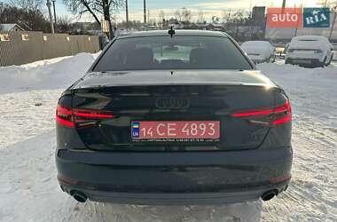 Седан Audi A4 2018 в Львове