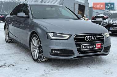 Седан Audi A4 2015 в Львове