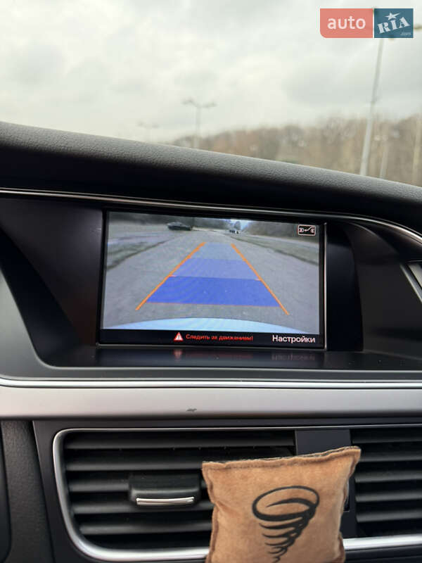 Седан Audi A4 2013 в Днепре