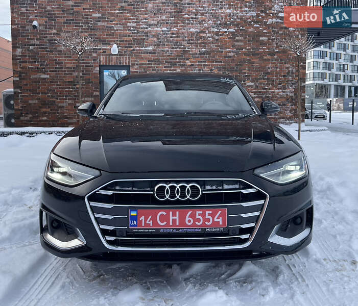 Седан Audi A4 2020 в Киеве