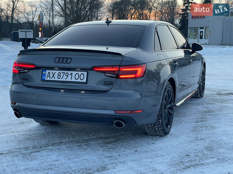 Седан Audi A4 2016 в Киеве