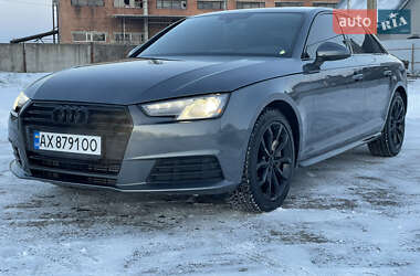 Седан Audi A4 2016 в Киеве