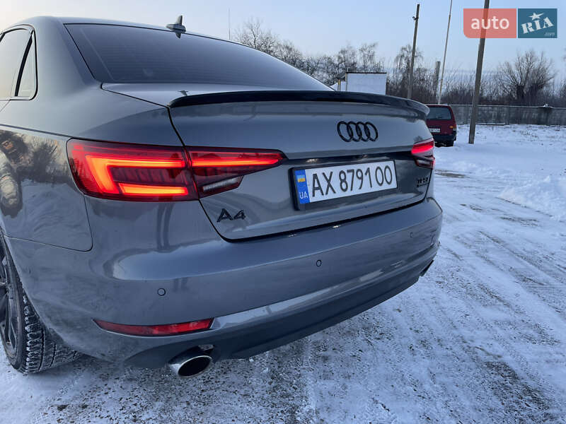Седан Audi A4 2016 в Киеве
