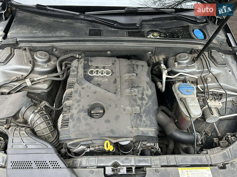 Седан Audi A4 2012 в Николаеве