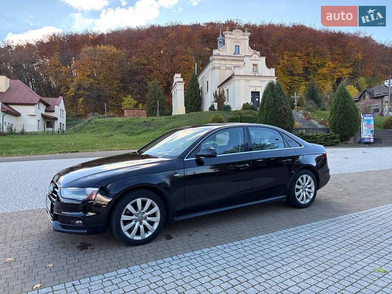 Седан Audi A4 2015 в Винниках