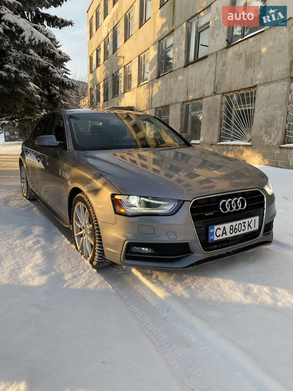 Седан Audi A4 2015 в Полтаве