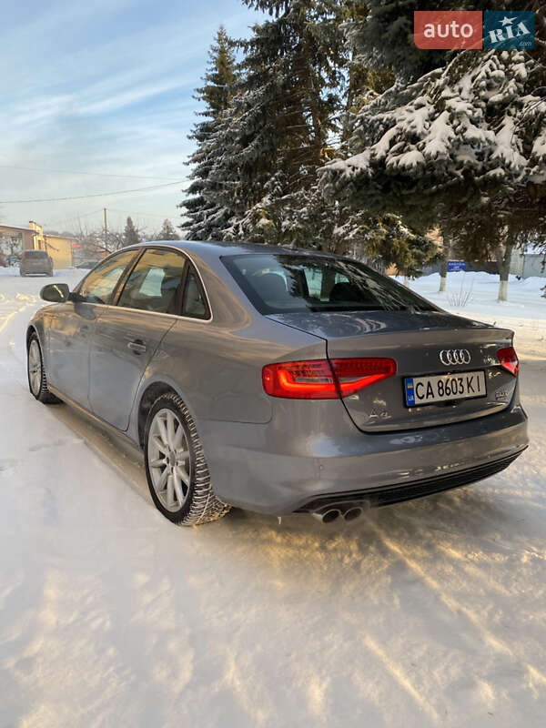 Седан Audi A4 2015 в Полтаве