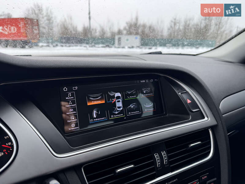 Седан Audi A4 2012 в Киеве