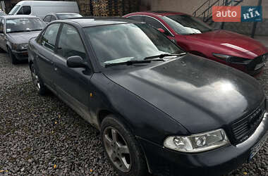 Седан Audi A4 1999 в Здолбунове