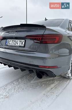 Седан Audi A4 2016 в Львові