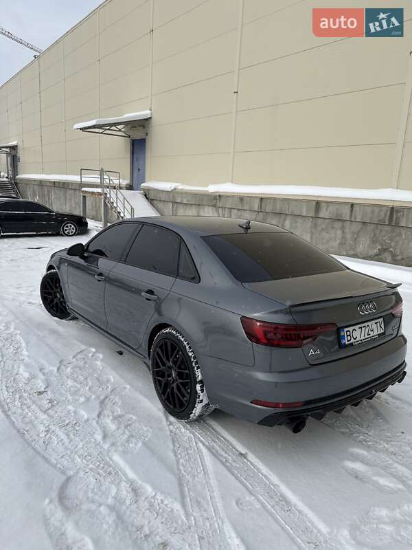Седан Audi A4 2016 в Львові