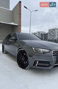 Седан Audi A4 2016 в Львові