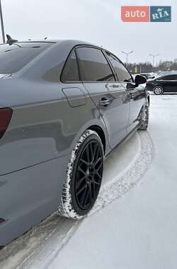 Седан Audi A4 2016 в Львові