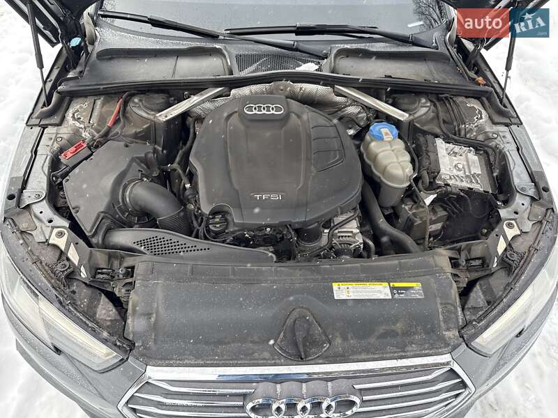 Седан Audi A4 2016 в Львові