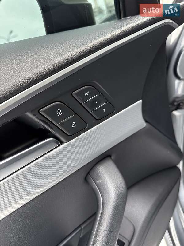 Седан Audi A4 2016 в Львове фото 49 Седан Audi A4 2016 в Львове