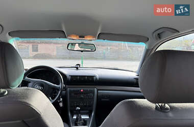 Седан Audi A4 2000 в Львове