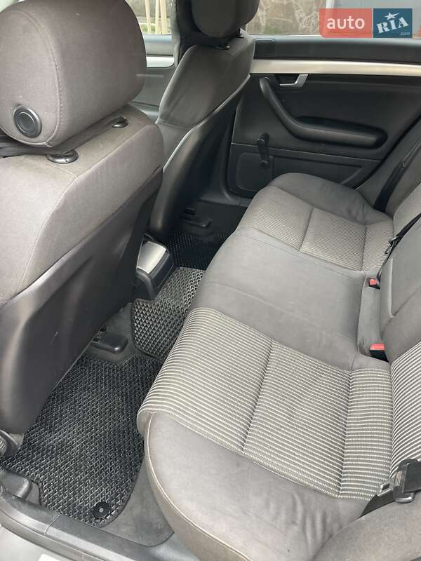 Универсал Audi A4 2005 в Черноморске