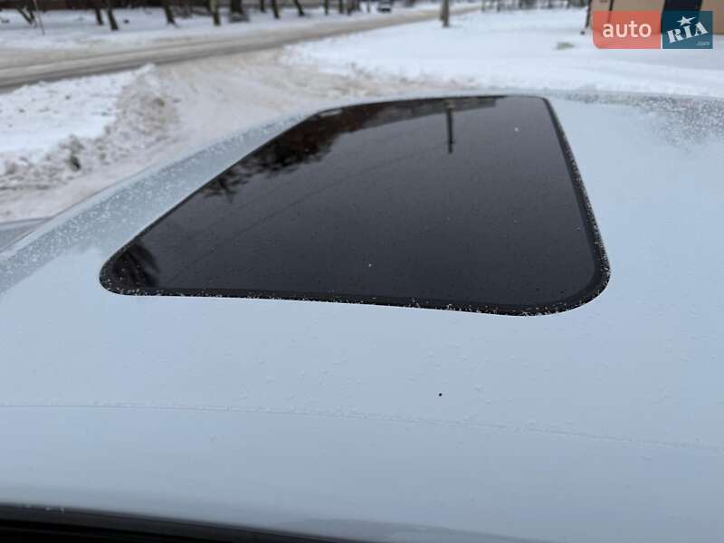 Седан Audi A4 2014 в Житомире