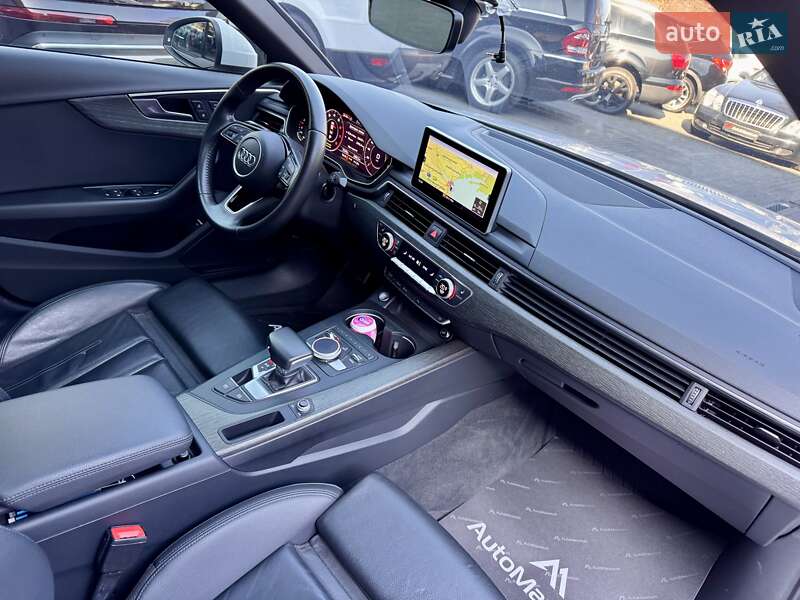 Седан Audi A4 2019 в Одессе
