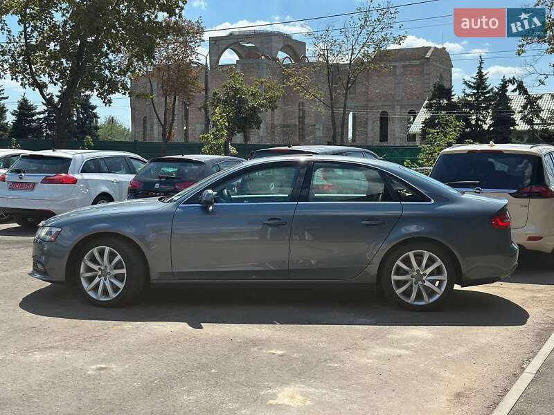 Седан Audi A4 2013 в Кривом Роге