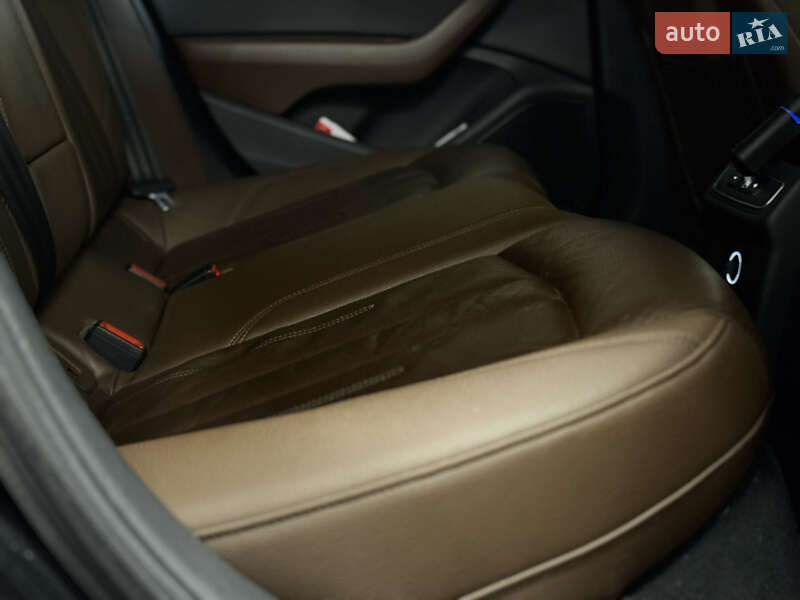 Седан Audi A4 2016 в Миколаєві