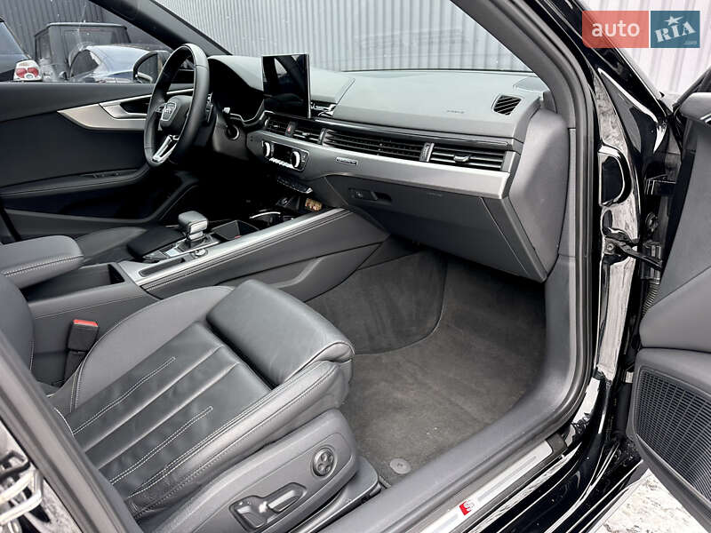 Седан Audi A4 2024 в Харькове