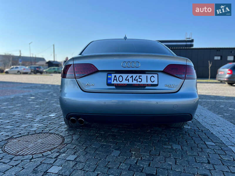 Седан Audi A4 2010 в Иршаве