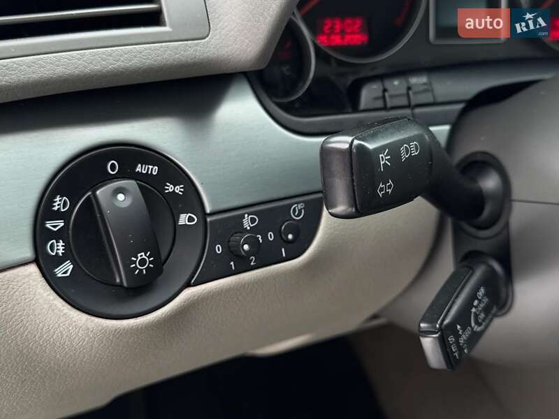 Седан Audi A4 2005 в Чернигове