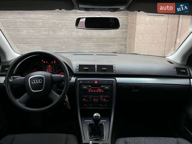 Седан Audi A4 2005 в Миколаєві