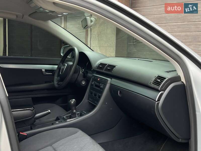 Седан Audi A4 2005 в Миколаєві