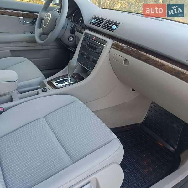 Седан Audi A4 2005 в Харькове