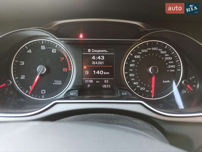 Седан Audi A4 2013 в Кривом Роге