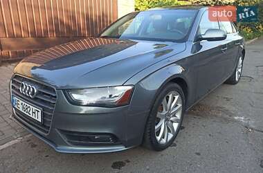 Седан Audi A4 2013 в Кривому Розі
