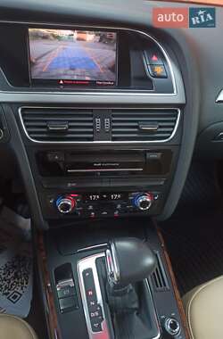 Седан Audi A4 2013 в Кривом Роге
