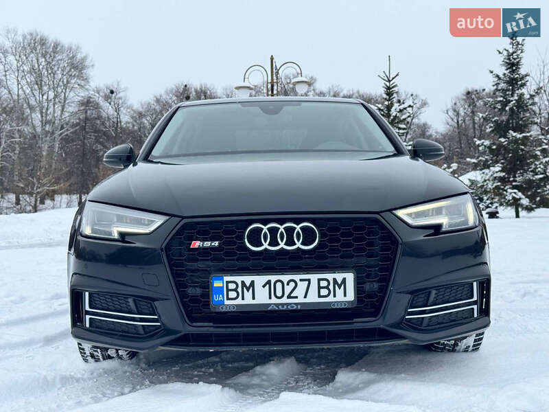 Седан Audi A4 2018 в Киеве
