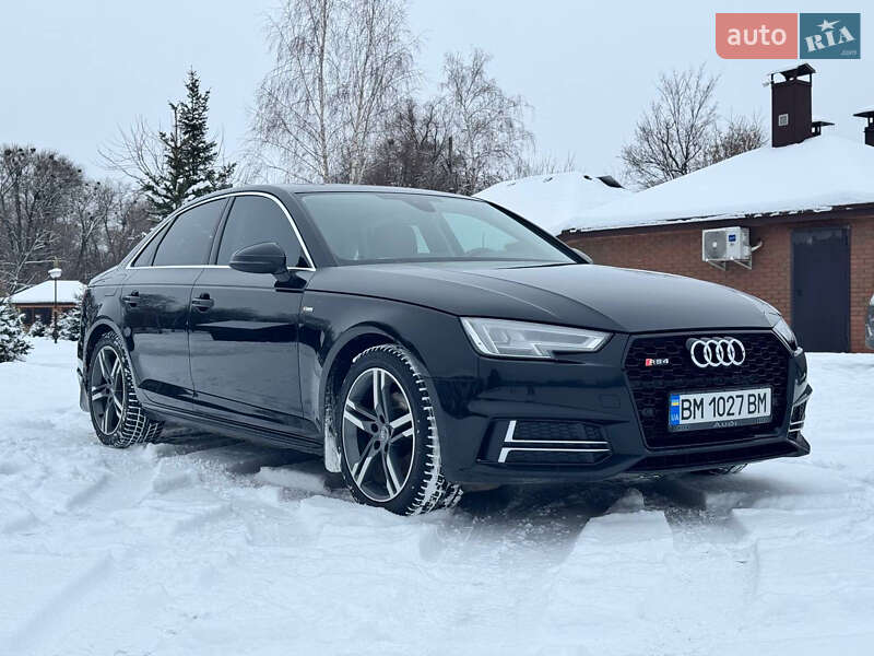 Седан Audi A4 2018 в Киеве