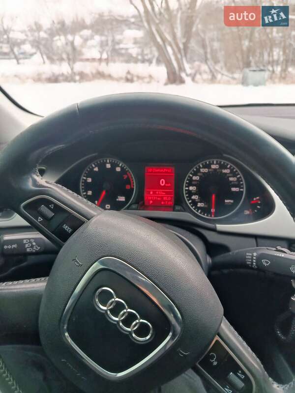Седан Audi A4 2009 в Тульчине