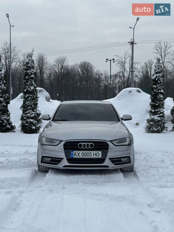 Седан Audi A4 2015 в Харькове